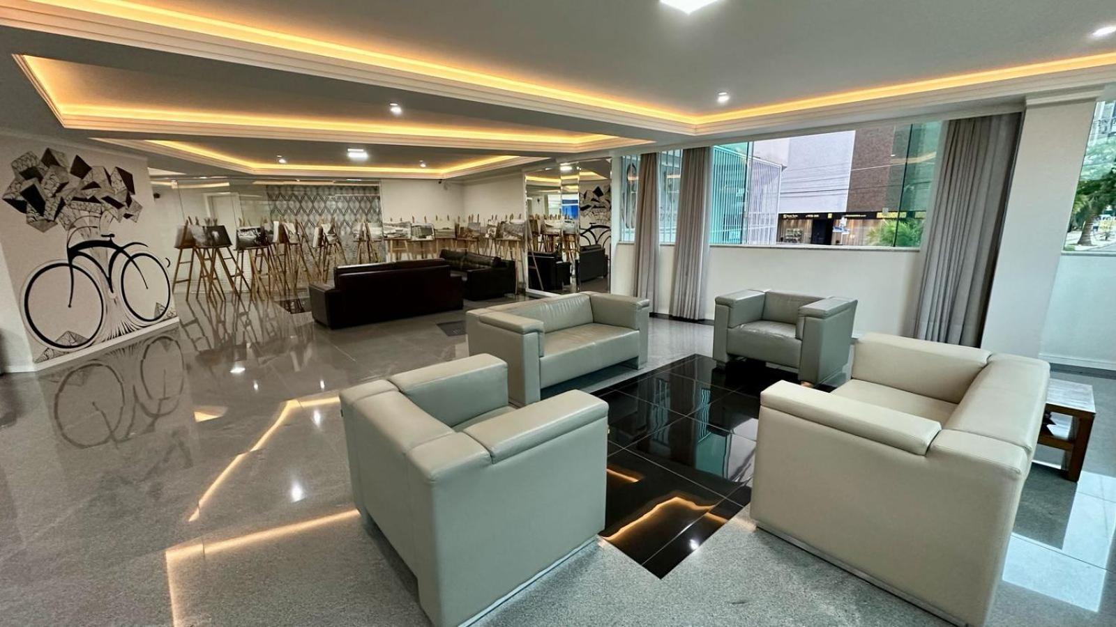 Apartamento Flat Dubai Brasileira - Piscina Frente Mar - Balneario Camboriu