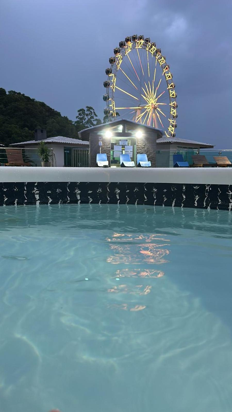 Apartamento Flat Dubai Brasileira - Piscina Frente Mar - *